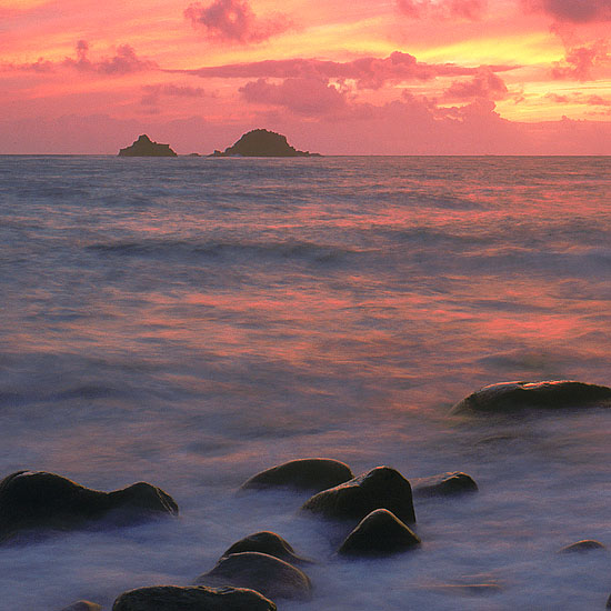 Photographs of Cornwall - This was taken 15 minutes after the sun went below the horizon. A 4 second exposure blurred the waves