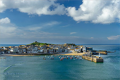 St-Ives-Harbour-Cornwall-AR834