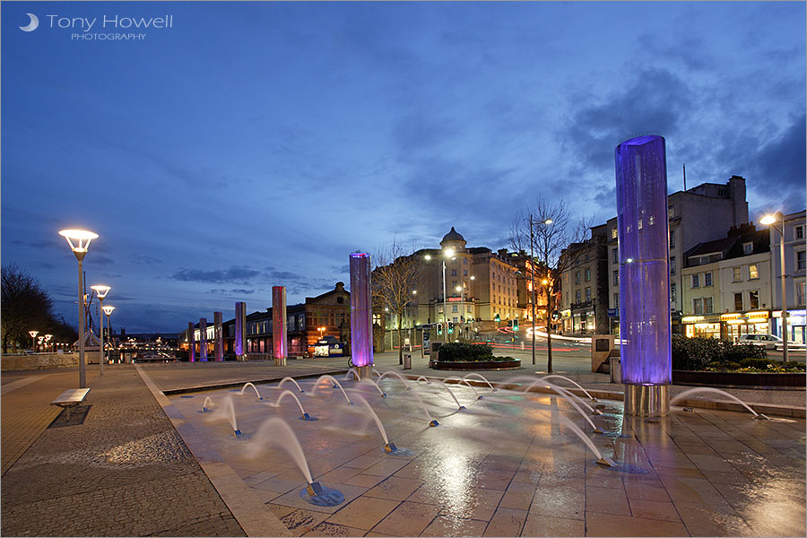 Bristol City Centre, Fountains, Dusk