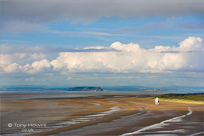 Burnham Lighthouse from St Andrews Church