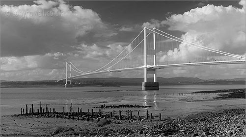 Severn Bridge, Black and White