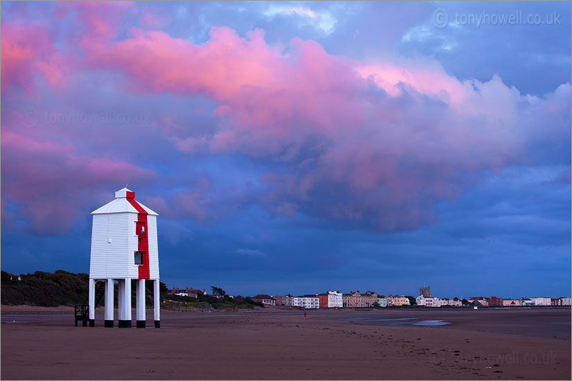 Burnham Lighthouse, Dusk