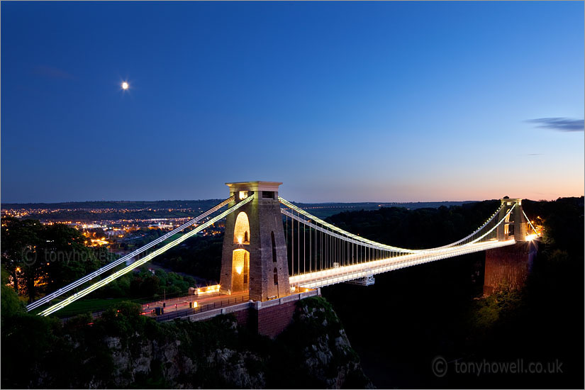 Clifton Suspension Bridge, Moon