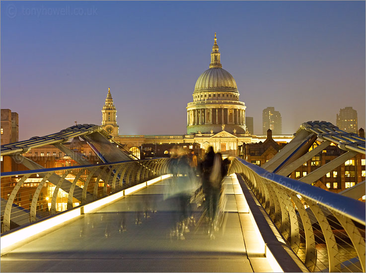 St Pauls Cathedral, Dusk