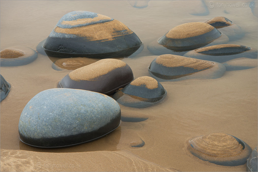 Pebbles, Westward Ho!