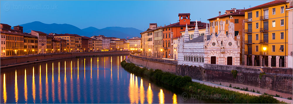 Santa Maria Della Spina, River Arno, Night