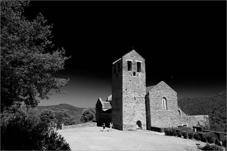Prieure de Serrabonne