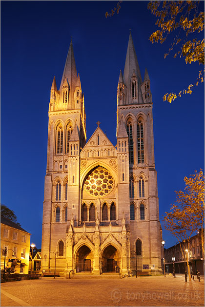 Truro Cathedral, Night