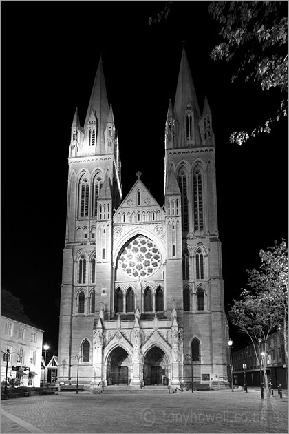 Truro Cathedral, Night