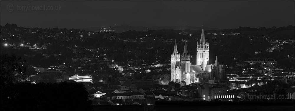 Truro Cathedral, Night