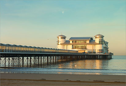 Grand Pier