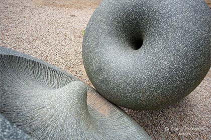 Peter-Randall-Page-Slip-of-the-lip-sculpture-Tremenheere