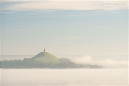 Glastonbury Tor, Mist