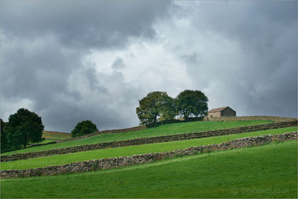 Walls and Barn, Hawes