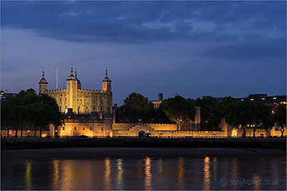 Tower of London, Dusk