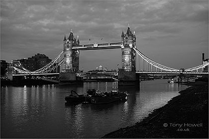 Tower Bridge, Dusk