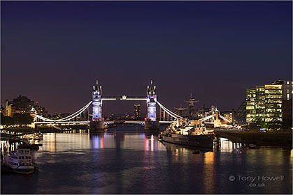 Tower Bridge, Dusk