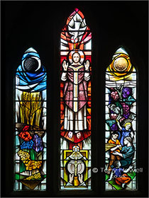 Stained-Glass-St-Materianas-Church-Tintagel-Cornwall-AR819