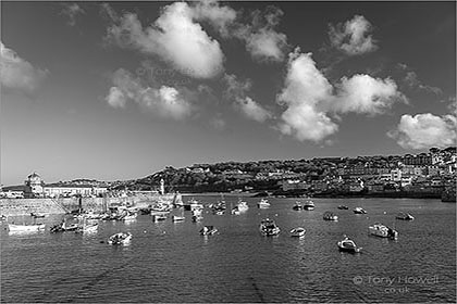St-Ives-Harbour-Cornwall