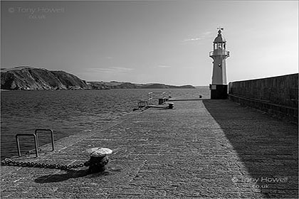 Mevagissey-Lighthouse-Cornwall