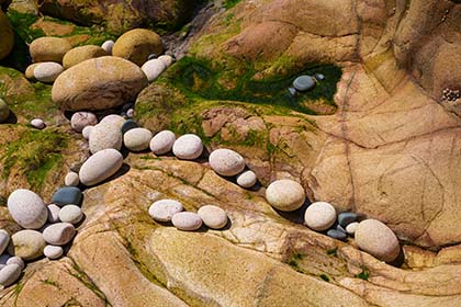 Boulders-Porth-Nanven-Cornwall