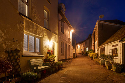 Cliff-Street-Mevagissey-Night-Cornwall-AR3115