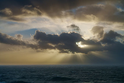 Clouds-Sea-Lands-End-Cornwall-AR3087