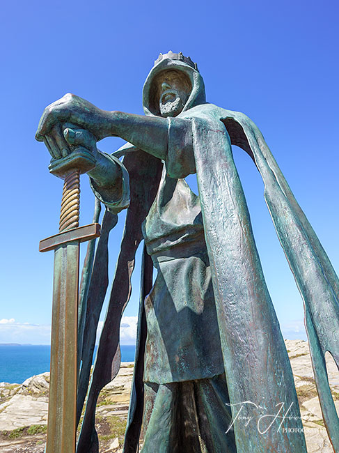 Gallos Sculpture, Tintagel Castle