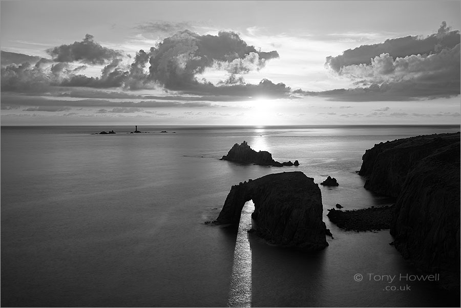 Lands End, Longships Lighthouse