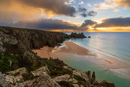 Logan-Rock-Sunrise-Pedn-Vounder-Porthcurno-Cornwall