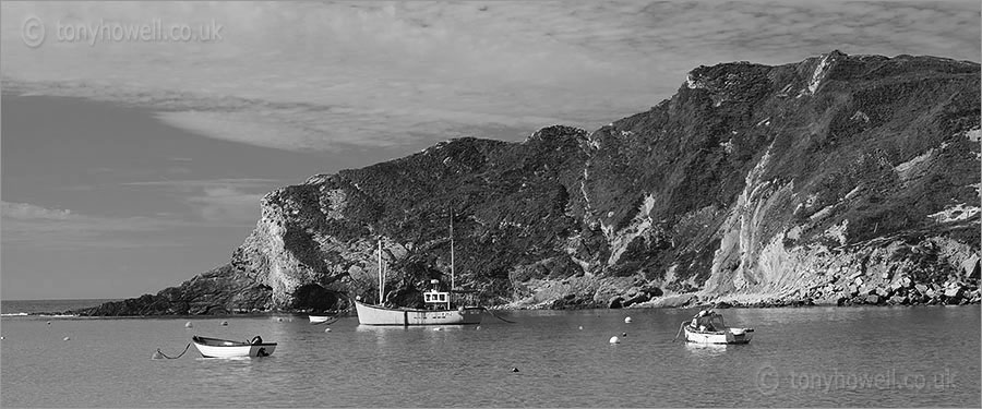 Lulworth Cove, Boats