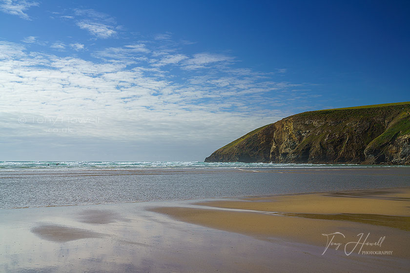 Mawgan Porth Beach