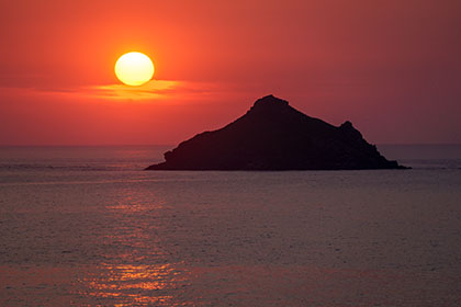 Mouls-Island-Polzeath-Sunset-Cornwall