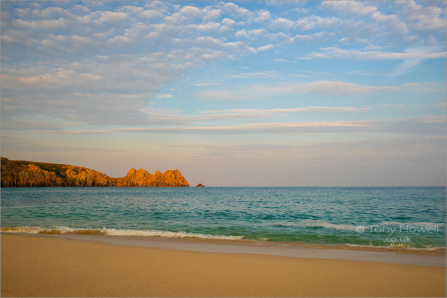 Porthcurno Beach, Treen Cliffs