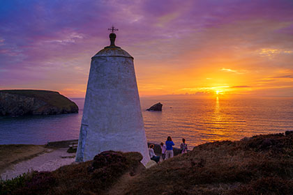 Portreath-Pepperpot-Sunset-Cornwall