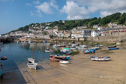 Mousehole-Harbour-Cornwall-R151