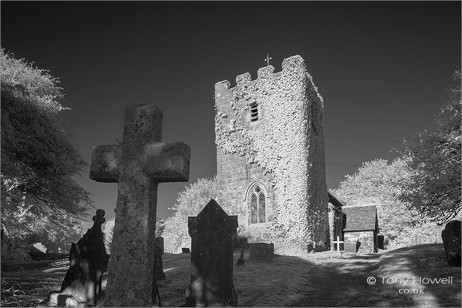 Ruan Minor Church (Infrared camera)