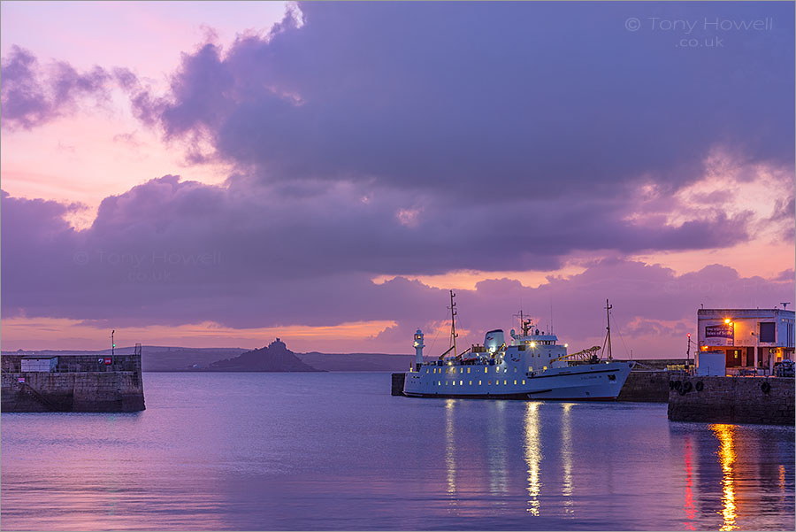 Scillonian Ferry, St Michaels Mount, Dawn