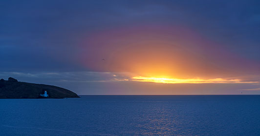 St-Anthony-Head-Lighthouse-Sunrise-Cornwall