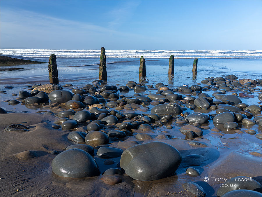 Pebbles, Westward Ho!