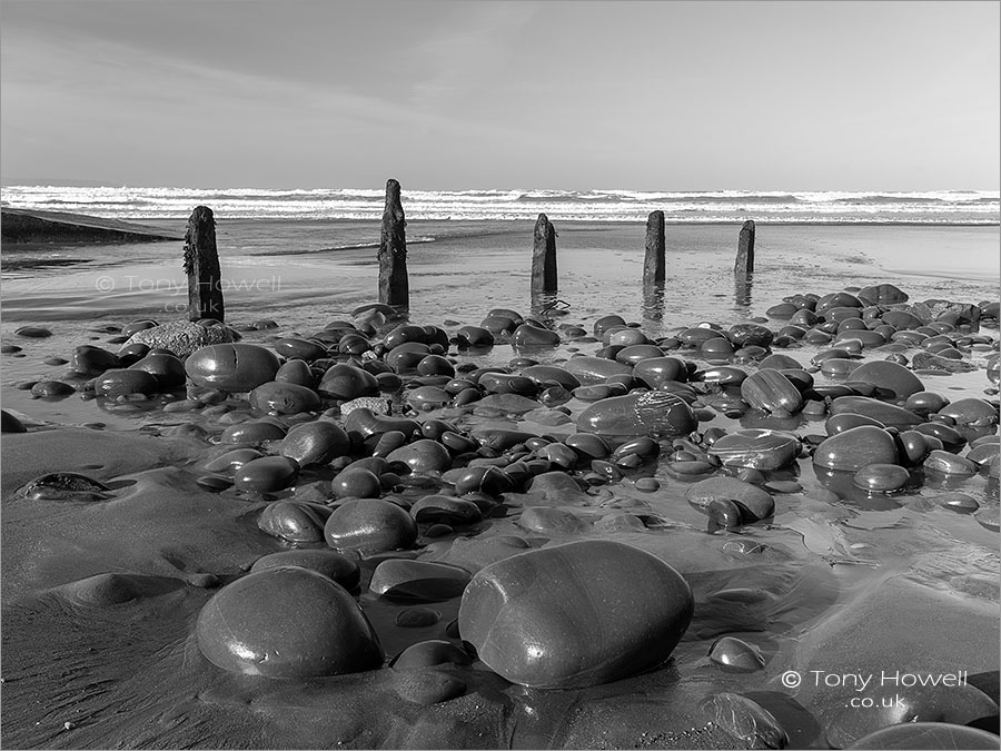 Pebbles, Westward Ho!
