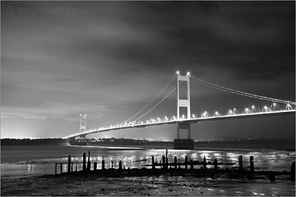 Severn Bridge, Black and White