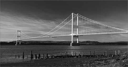 Severn Bridge, Black and White