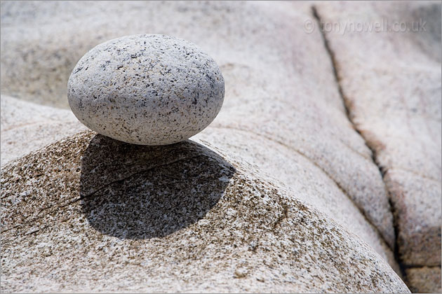 Balanced Pebble, Porth Nanven