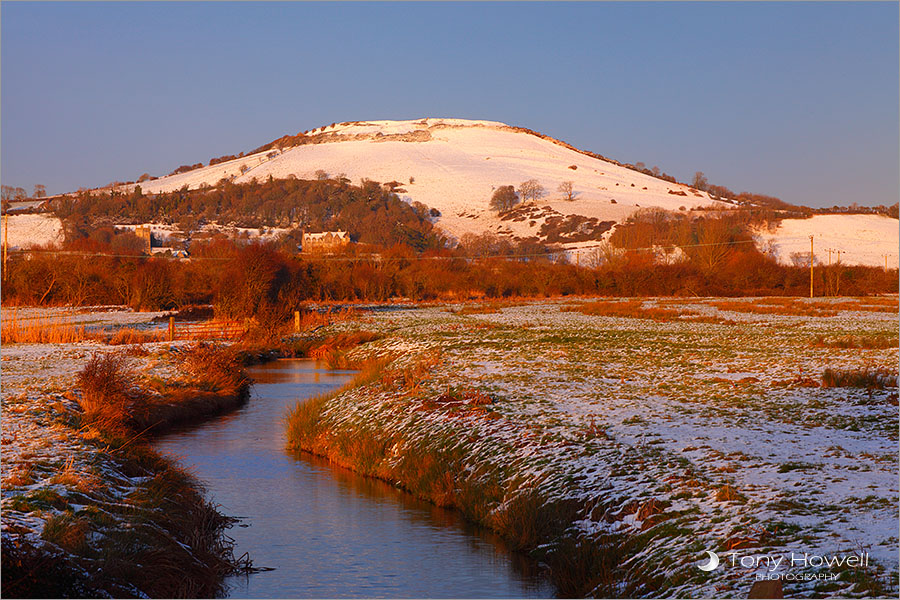 Brent Knoll, Snow