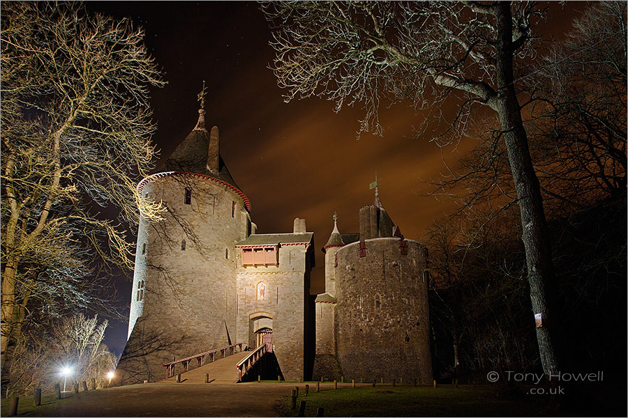 Castell Coch, Night