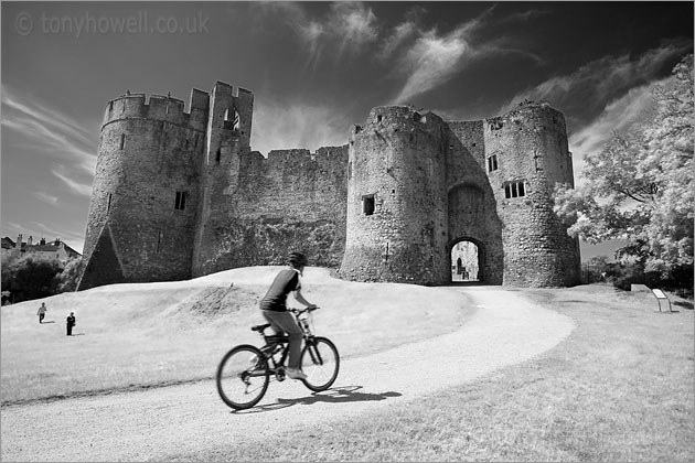 Chepstow Castle, Cyclist