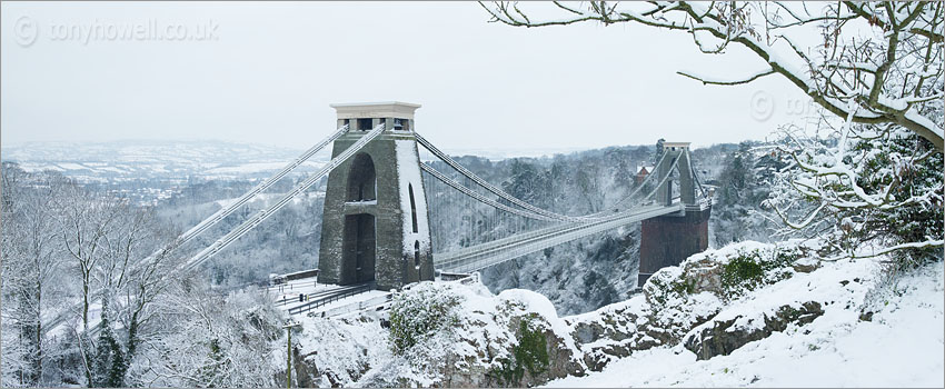 Clifton Suspension Bridge, Bristol, Avon Gorge, Snow