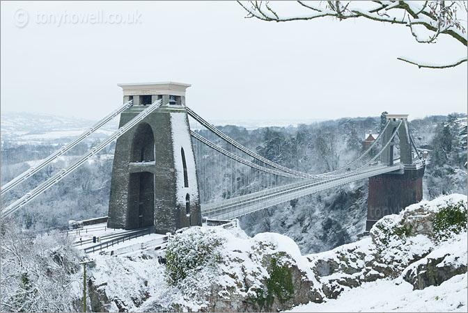 Clifton Suspension Bridge, Bristol, Snow, Avon Gorge