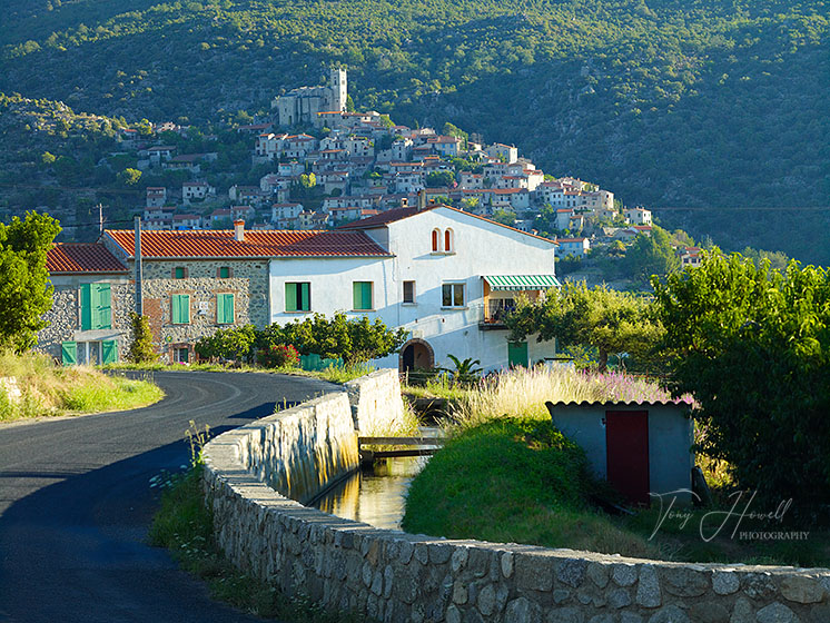 Houses, Eus Village